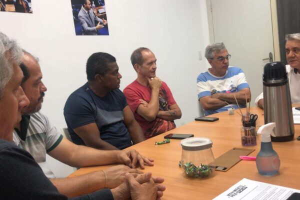 Elias Rezende alia-se a Marcos Rogério para 2026, gerando tensão com Marcos Rocha