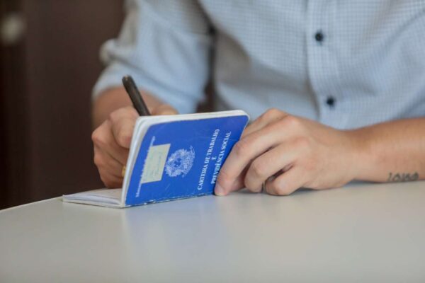 Sine Municipal de Porto Velho anuncia 52 vagas de emprego nesta segunda-feira (29)