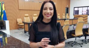 Avante sofre baixa com a desistência de Renata Camurça