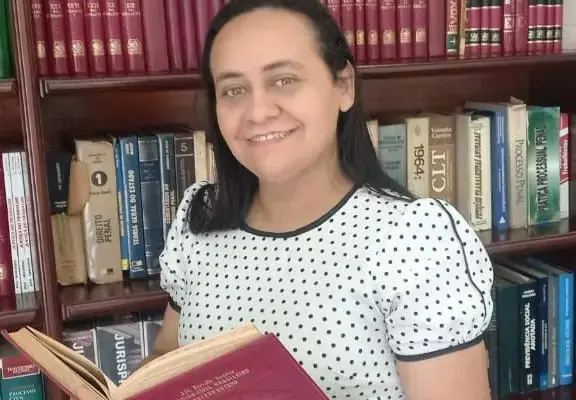 Léo Moraes anuncia Magna dos Anjos, advogada cristã, como candidata a vice-prefeita