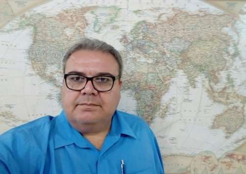 Jornalista Herbert Lins é processado após críticas ao candidato a prefeito Léo Moraes