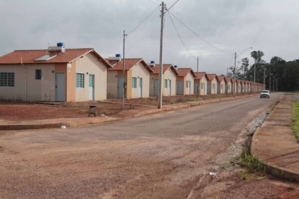 Ieda Chaves exige soluções para a falta de água no Cristal da Calama