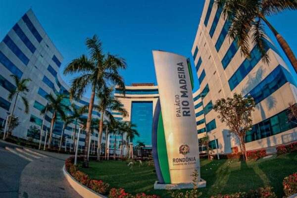 Deputados aprovaram orçamento extra de R$ 257 milhões para o governo