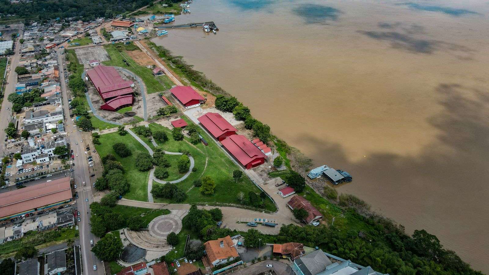 MPF cobra providências e exige documentos para evento de Réveillon na EFMM; prazo é de 3 dias