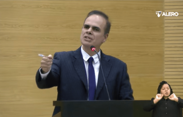 Alan Queiroz anuncia que vai pedir intervenção federal na saúde de Rondônia “Falta Dipirona há três meses”.