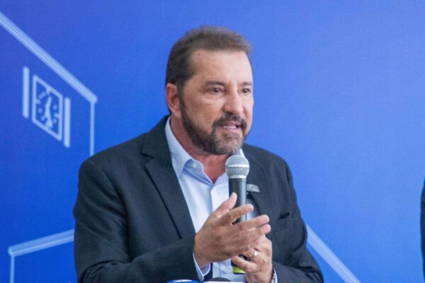 Escândalo: ex-prefeito e ex-secretário multados em mais de R$ 140 mil