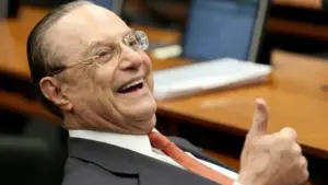 Justiça penhora 19 imóveis de Paulo Maluf para quitar dívida de R$ 417 milhões