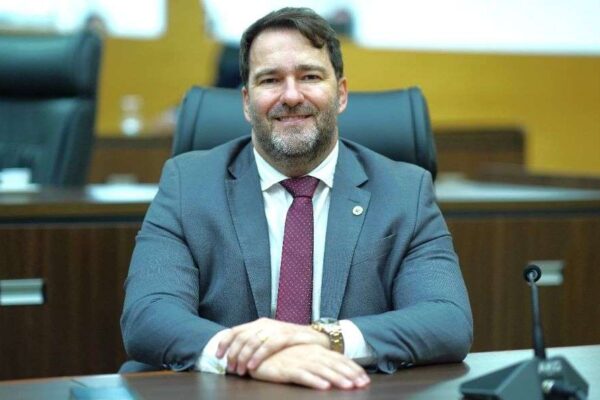 Saiba quem são os novos secretários e superintendentes da ALE/RO