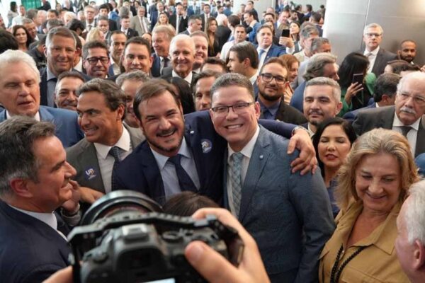 União Progressista turbina Marcos Rocha e arma superbloco de olho no poder em 2026