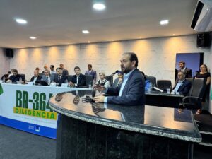 www.deixaeutefalar.com.br Deputado Laerte Gomes cobra melhorias urgentes no Anel Viário e BR-429 durante audiência da Comissão de Infraestrutura em Ji-Paraná