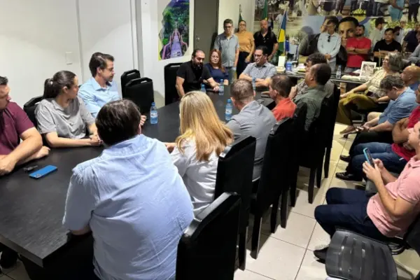 Deputado Laerte Gomes destaca ações e reforça parcerias em Presidente Médici, Rolim de Moura e Novo Horizonte