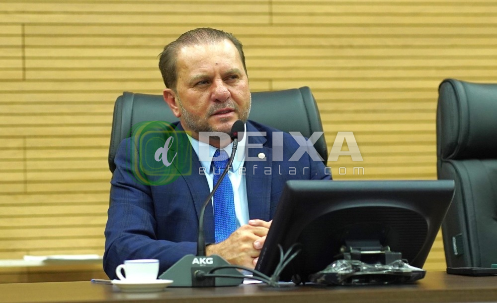 Deputado Cirone Deiró cobra informações sobre obra de Vila Olímpica para internos em Rondônia