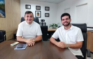 Vereador de Guajará-Mirim inicia parceria de trabalho com deputado Laerte Gomes