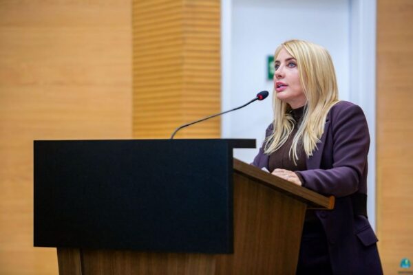 Ieda Chaves propõe reajuste na ajuda de custo do Tratamento Fora de Domicílio para dar mais dignidade aos pacientes