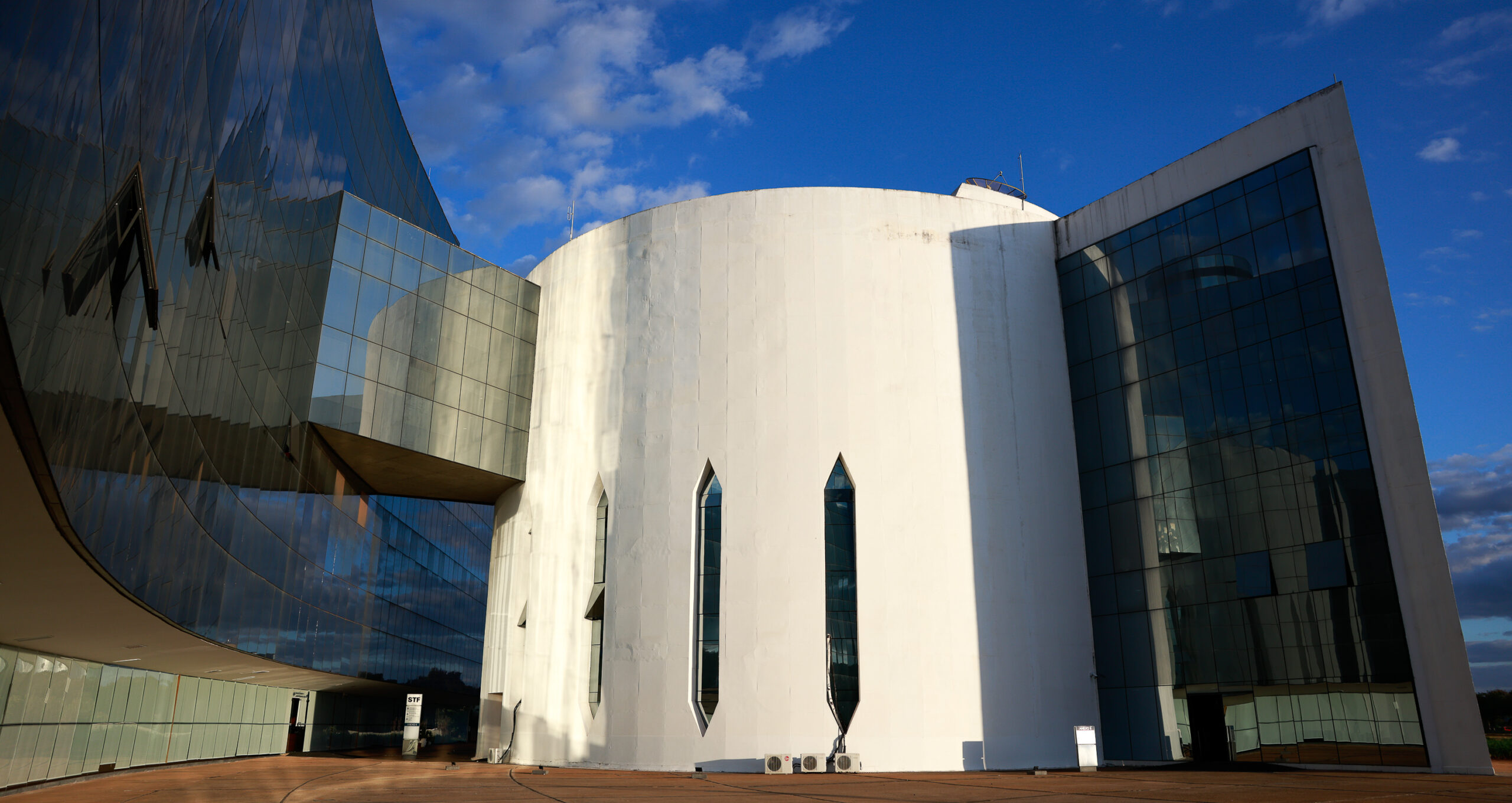STF requisita informações sobre fraudes no INSS
