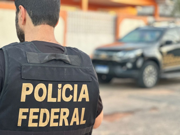 PF combate organização criminosa envolvida com tráfico internacional de drogas e lavagem de dinheiro em Rondônia