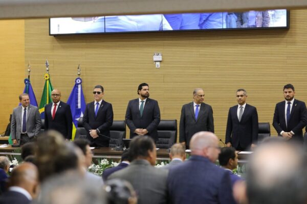 Governador barra trechos da LDO 2026 e trava uso de emendas para folha da Saúde em RO