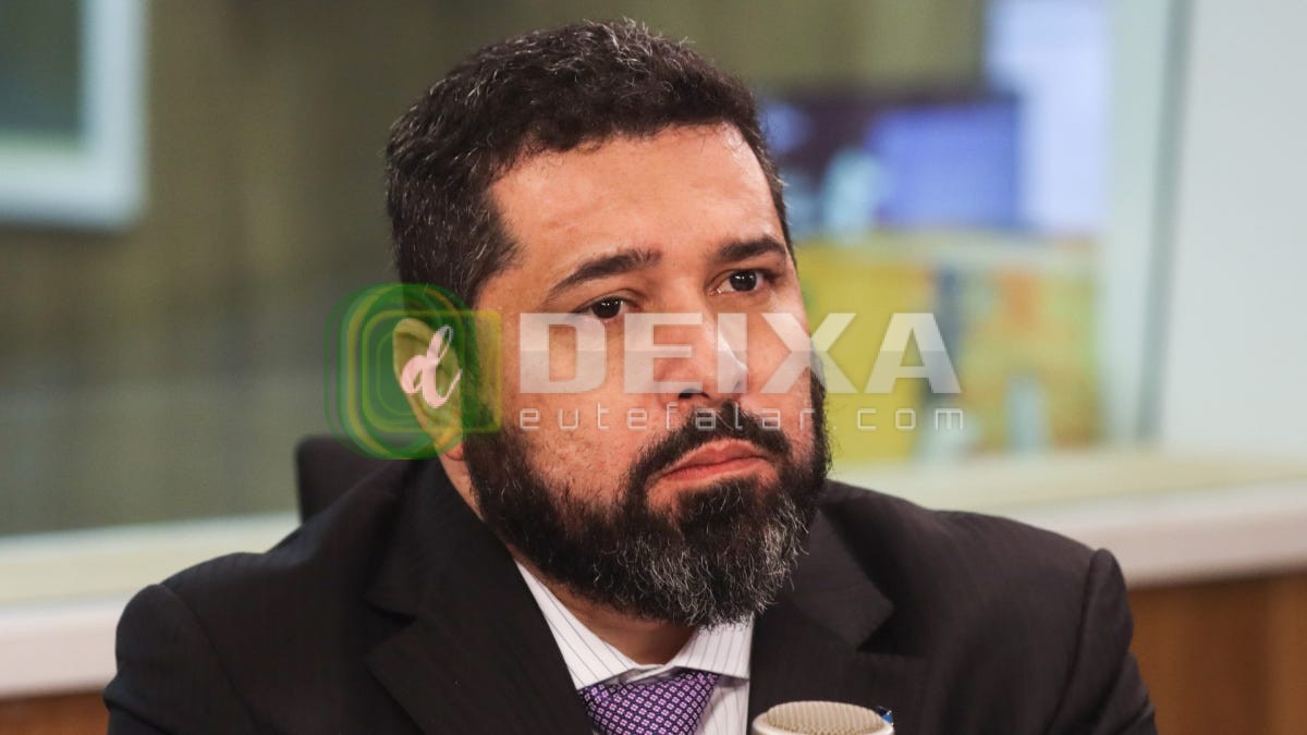 Presidente dos Correios renuncia em meio a crise financeira de R$ 2,6 bilhões