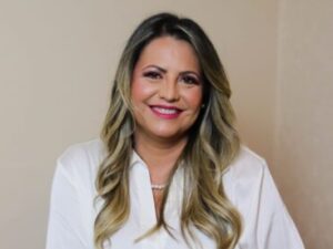 www.deixaeutefalar.com.br Reforma administrativa deve atingir SEDUC e SECOM na próxima semana, indicam fontes ligadas à Casa Civil