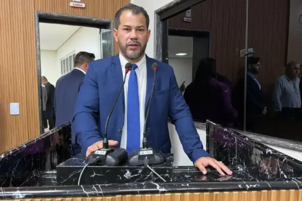 Vereador Nilton Souza realiza “Ação Onda Amarela” no bairro Ulisses Guimarães para celebrar 6 meses de mandato