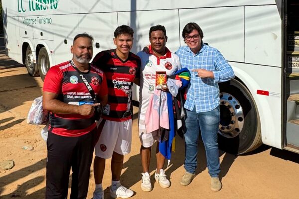 Deputado Laerte Gomes incentiva os Atletas do Fla Kids
