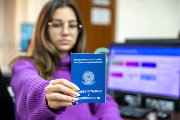 Prefeitura de Porto Velho realiza o 1º Feirão do Emprego e Empreendedorismo no Ginásio Cláudio Coutinho