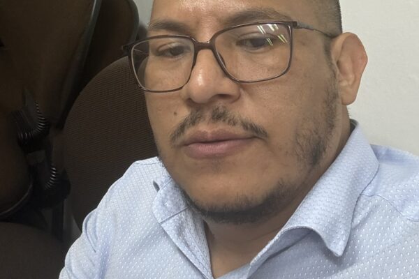 Apadrinhamento em tempos de crises institucionais