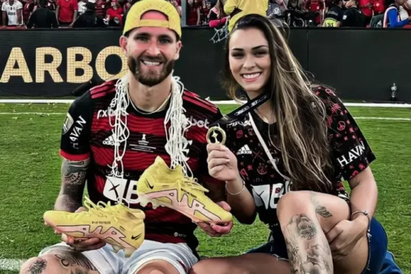Léo Pereira e David Luiz viram assunto nas redes e abalam imagem de jogadores