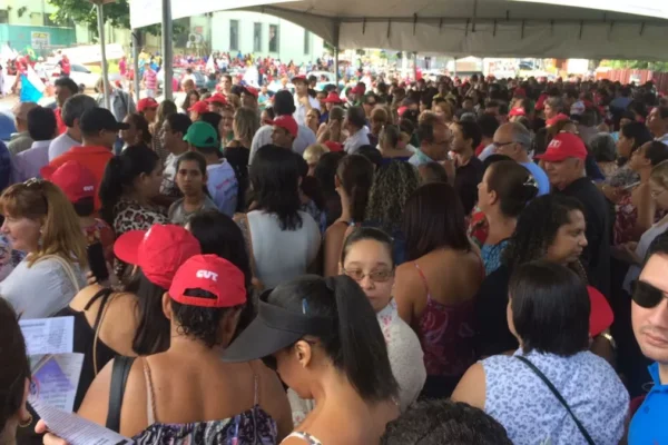 Justiça declara greve ilegal e determina que Sintero não representa professores