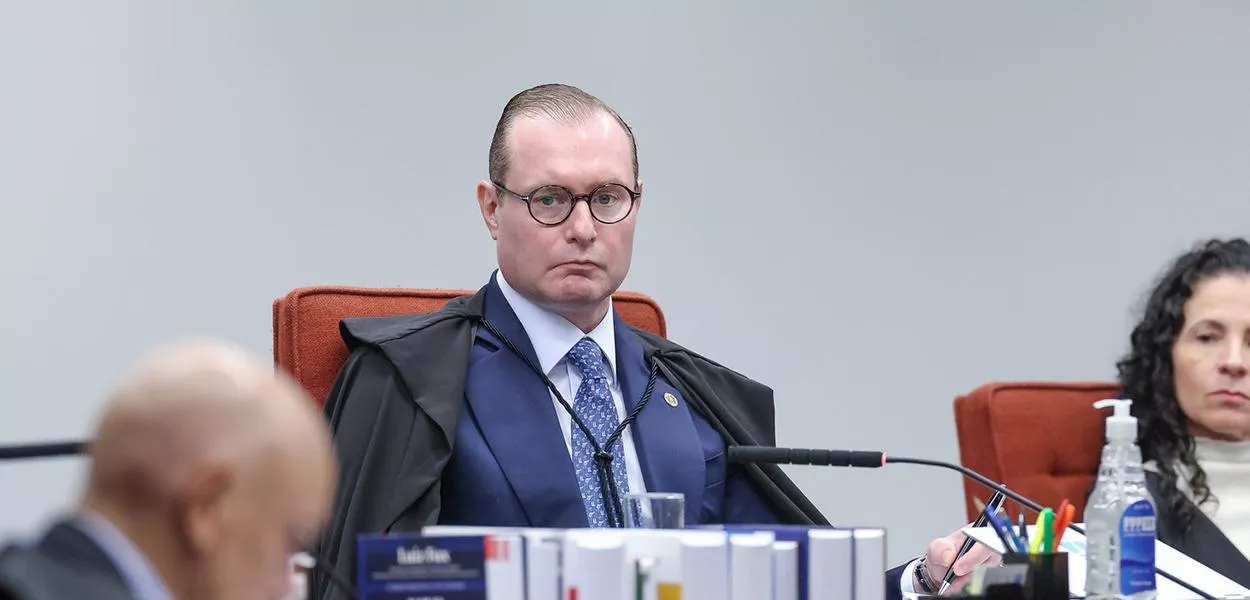 EUA revogam vistos de autoridades brasileiras e aplicam sanções a ministro do STF