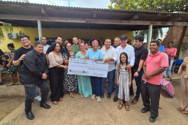 Deputada federal Sílvia Cristina envia R$ 50 mil em emenda para a Apae de Candeias do Jamari
