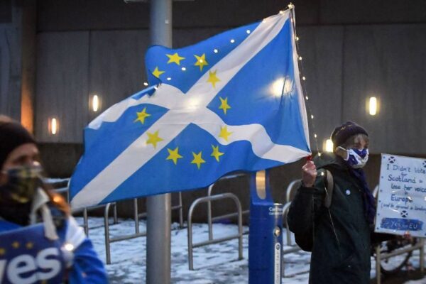 SNP lança nova ofensiva pela independência da Escócia com apelo internacional