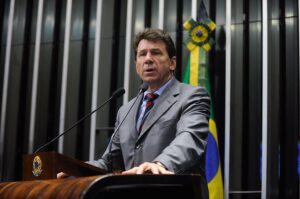 www.deixaeutefalar.com.br Mudança na Lei da Ficha Limpa pode liberar Ivo Cassol