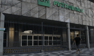 Ibama aprova simulação de emergência da Petrobras
