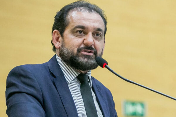 Escola do Legislativo realiza aulão do Projeto Acelero Enem em Ji-Paraná a pedido do deputado Laerte Gomes