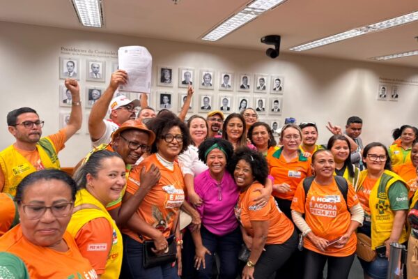 Sílvia Cristina comemora aprovação da PEC 14, que valoriza agentes comunitários de saúde e de combate às endemias