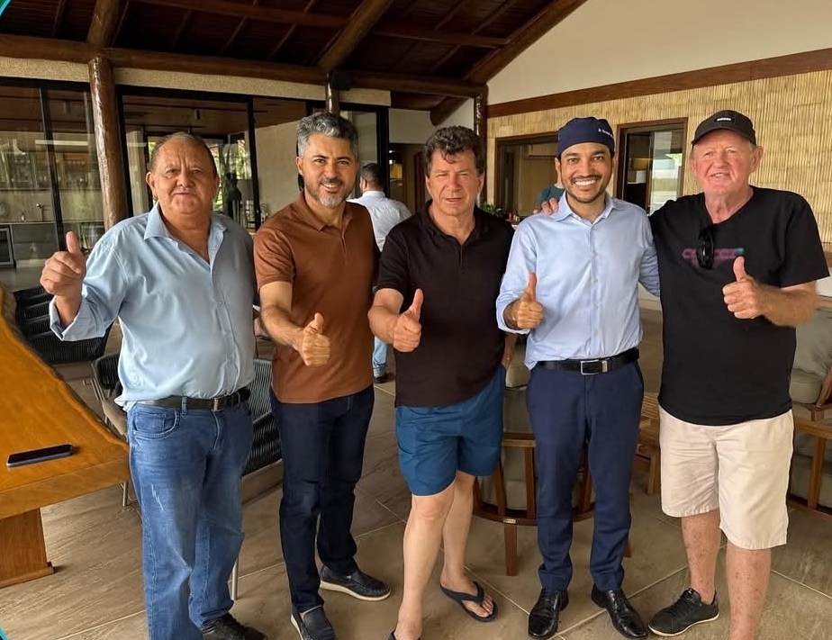 Foto de domingo acende o tabuleiro político e revela possível aliança para 2026