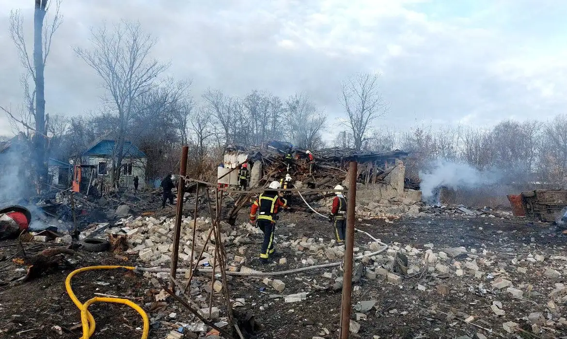 Ataques russos deixam leste da Ucrânia sem energia às vésperas do inverno