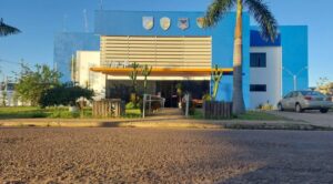 www.deixaeutefalar.com.br Paciente acusa oftalmologista de perfurar olho em Vilhena