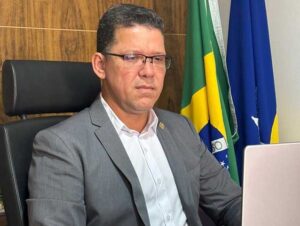 www.deixaeutefalar.com.br Marcos Rocha decide concluir mandato e Luana Rocha fica fora das eleições
