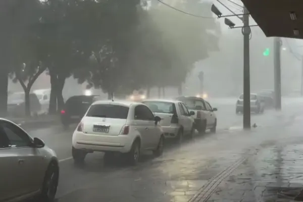 Previsão indica chuva forte em três regiões, incluindo o centro-oeste