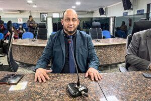 Moradores pedem troca de manilhas e recuperação de bueiro no Igarapé