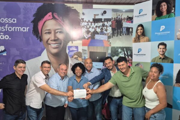 Médico Maiquy Paulo assina ficha de filiação ao Progressistas