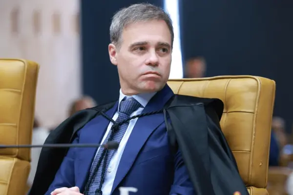 STF manda prender 16 investigados por fraude milionária no INSS