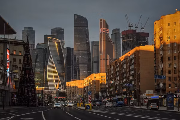 De Ditador a Gamer: Assad Curte Vida de Luxo em Moscou Sob as Asas de Putin