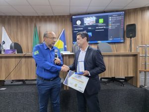 Presidente do Crea-RO recebe Honra ao Mérito da POLITEC