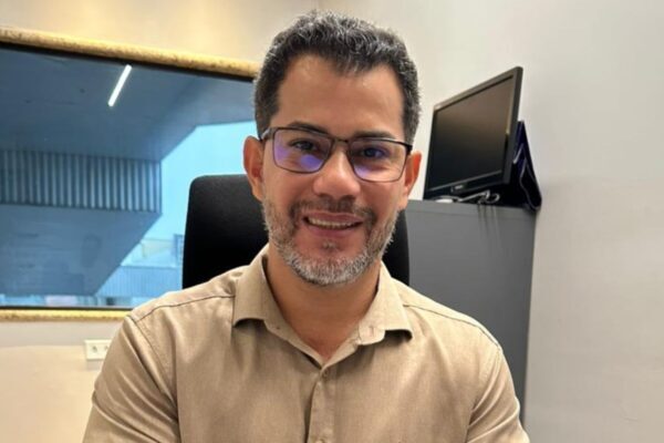 Vereador Nilton Souza propõe Programa Saúde na Comunidade em Porto Velho Vereador Nilton Souza propõe Programa Saúde na Comunidade em Porto Velho