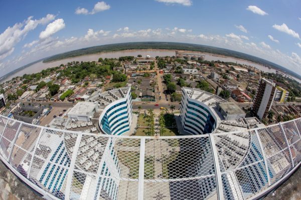 Rondônia entra em alerta máximo para chuvas fortes e ventos de até 100 km/h nesta quarta-feira Rondônia entra em alerta máximo para chuvas fortes e ventos de até 100 km/h nesta quarta-feira