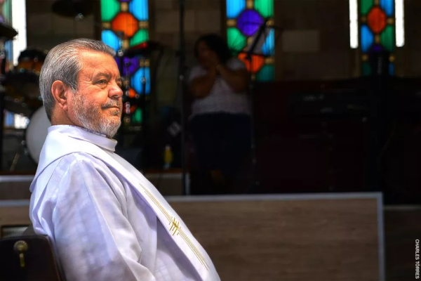 Ex-padre é condenado a quase 25 anos de prisão por estupro de menor em Minas Gerais