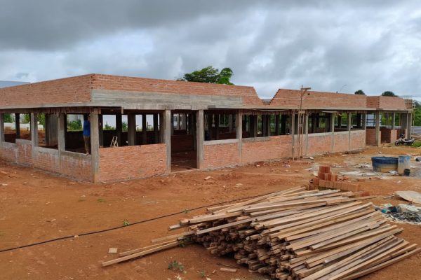 Com recursos da deputada Sílvia Cristina, obras da UBS em Buritis já atingem 45%